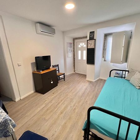 2x Apartamentos com pátio, em frente praia Paço de Arcos Exterior foto