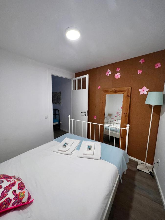 2x Apartamentos com pátio, em frente praia Paço de Arcos Exterior foto
