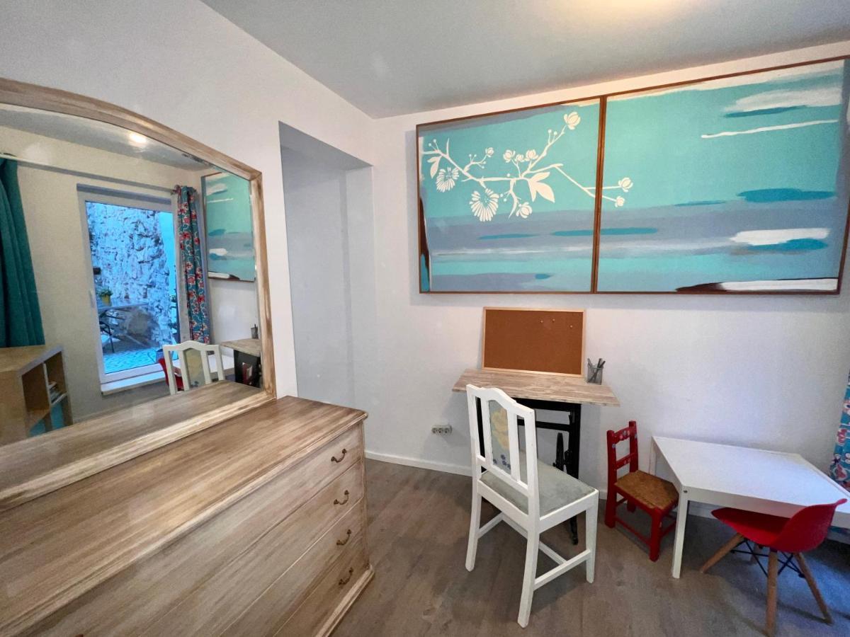 2x Apartamentos com pátio, em frente praia Paço de Arcos Exterior foto