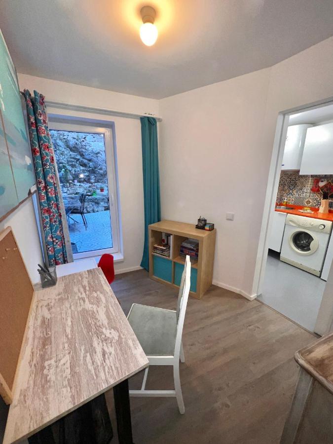 2x Apartamentos com pátio, em frente praia Paço de Arcos Exterior foto