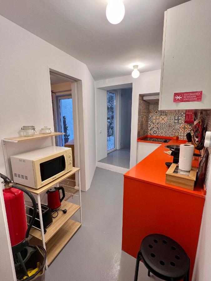 2x Apartamentos com pátio, em frente praia Paço de Arcos Exterior foto