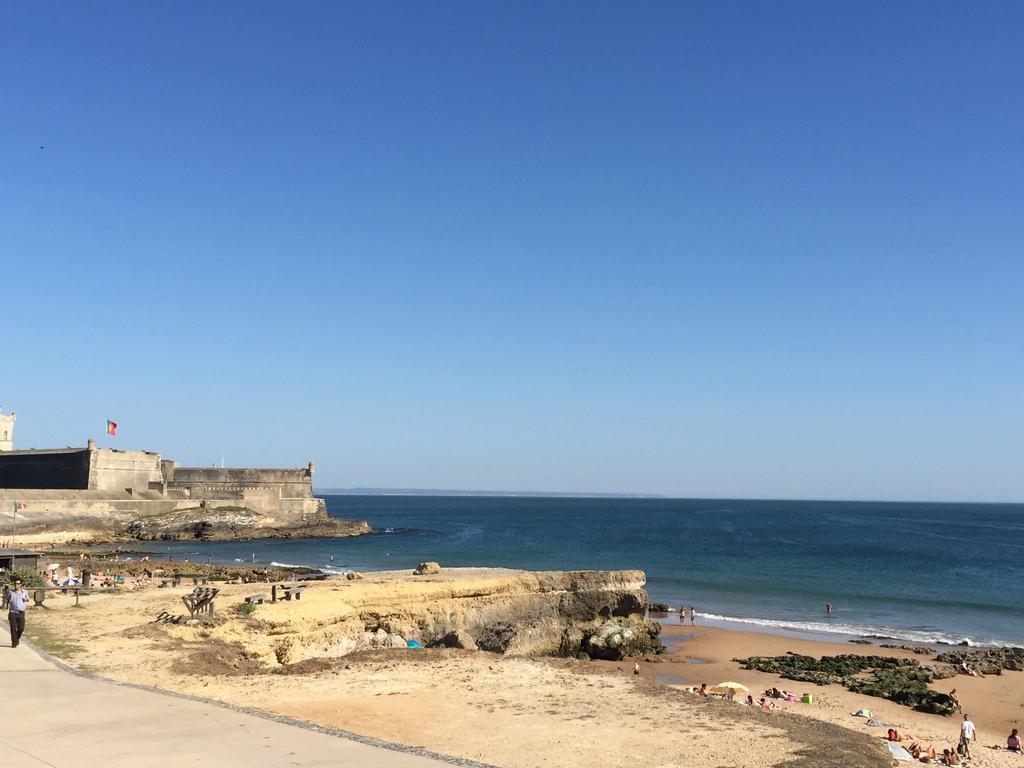 2x Apartamentos com pátio, em frente praia Paço de Arcos Exterior foto